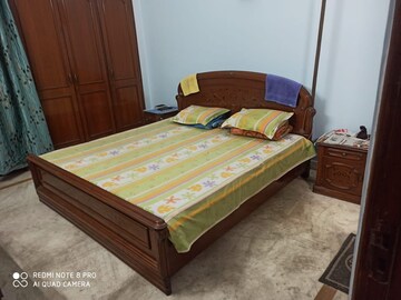Bedroom in 3 BHK Builder Floor at DLF City Phase III, Sector 24 – for Rent