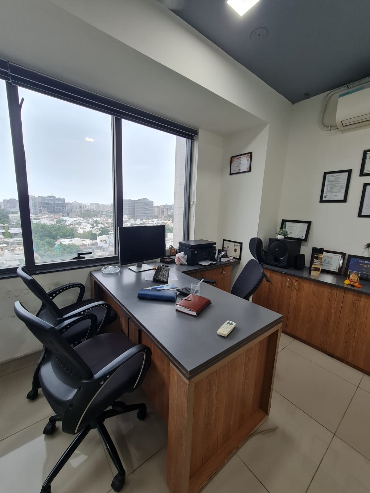Office Space For Rent in Shivalik Shilp 2