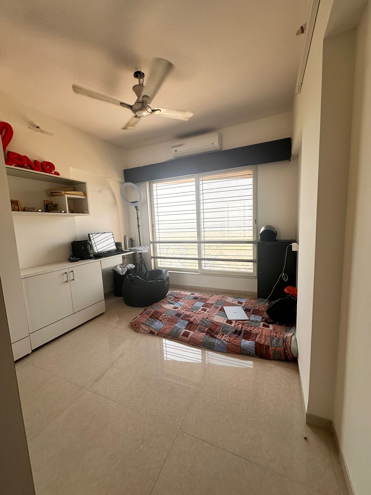 2 BHK 634 Sq.Ft. Apartment in Gurukrupa Marina Enclave