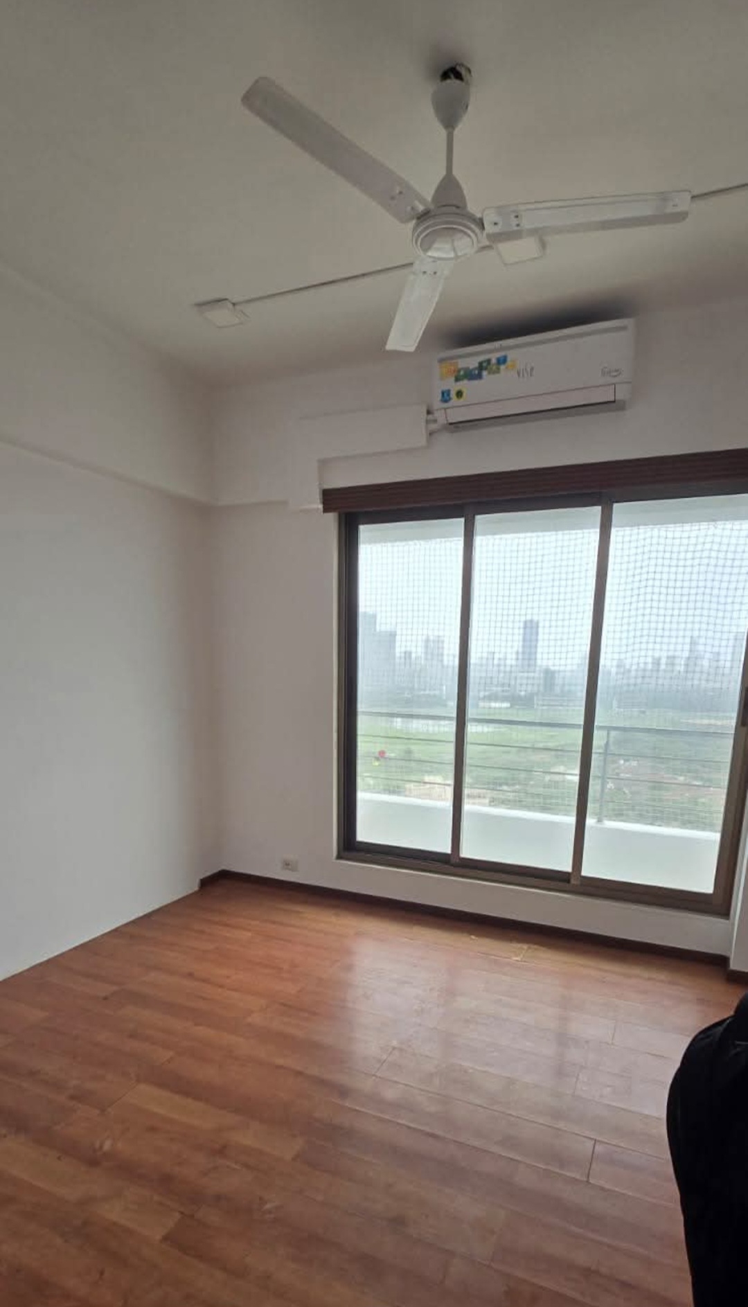 3 BHK + Pooja Room 1600 Sq.Ft. Apartment in Zahra Tower