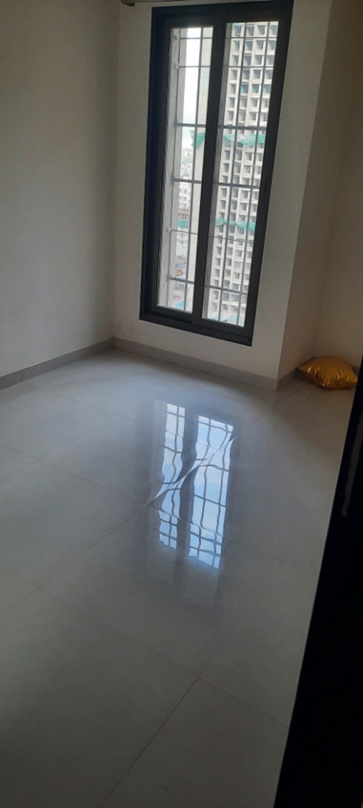 Room, shilphata 1.5 Bedroom 545 Sq.Ft. Apartment In Shilphata Thane 9058417