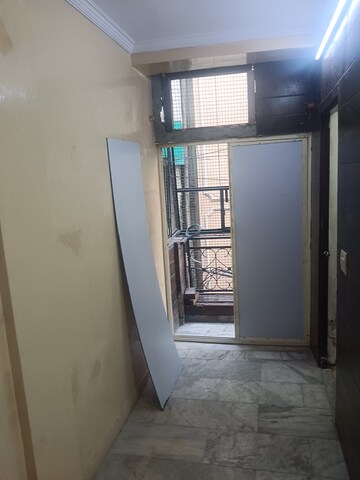 Room in 1 BHK Builder Floor at Panchsheel Vihar – for Rent