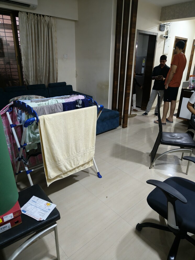 Team Area, worli 2 Bedroom 575 Sq.Ft. Apartment In Worli Mumbai 9058407