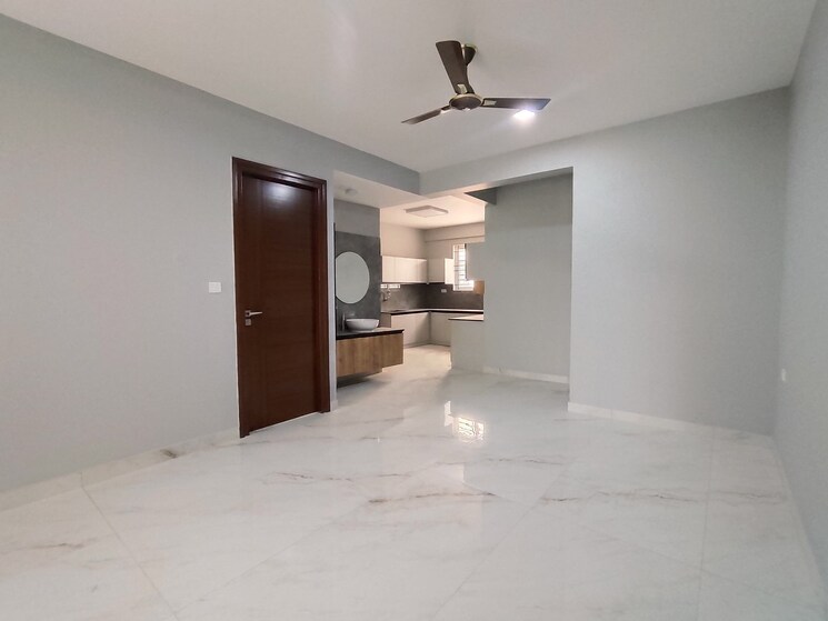 Room, hsr layout 3 Bedroom 23000 Sq.Ft. Builder Floor In Hsr Layout Bangalore 9058398