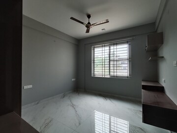 Room in 3 BHK Builder Floor at Hsr Layout – for Rent