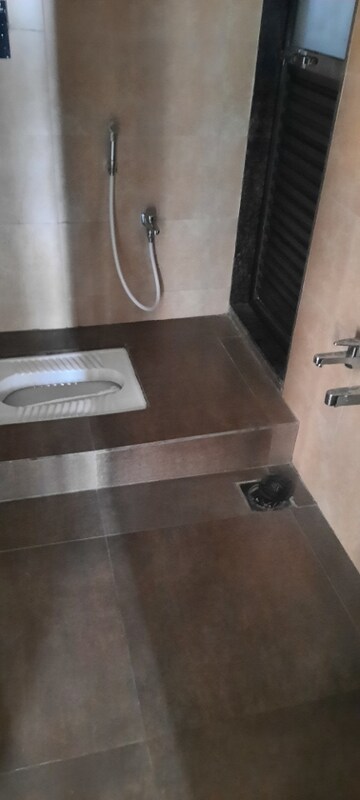 Furnished Amenities in 1.5 BHK Apartment at Shilphata – for Rent