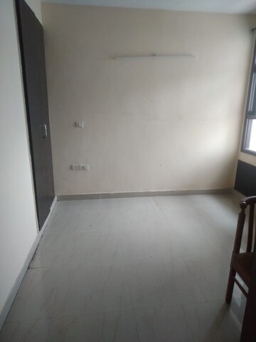 Room in 2 BHK Apartment at SRS Royal Hills, Sector 87 – for Rent