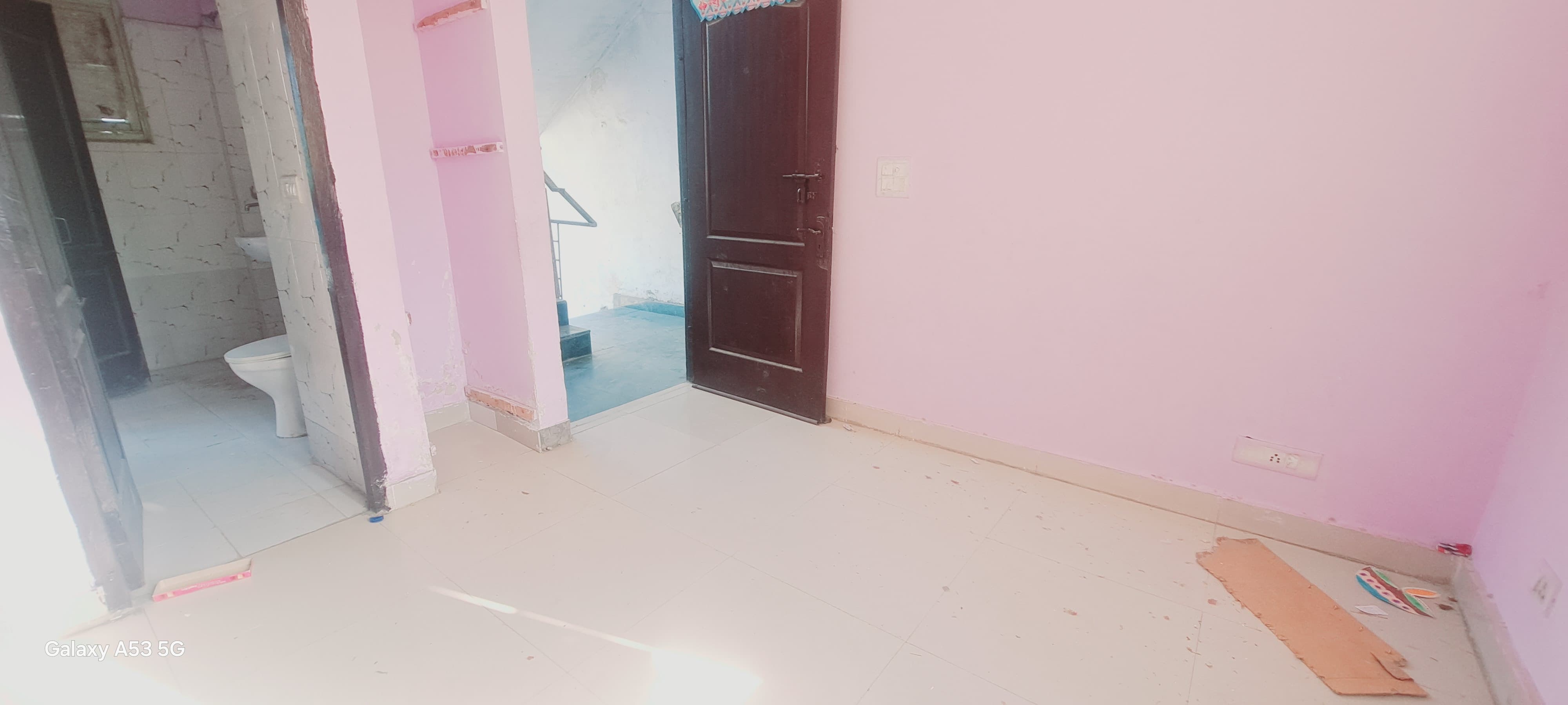 1.5 BHK 650 Sq.Ft. Apartment in Lotus Villas