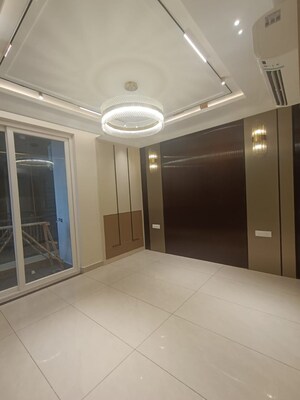 Room in 3 BHK Builder Floor at Kharar Landran Road – for Sale