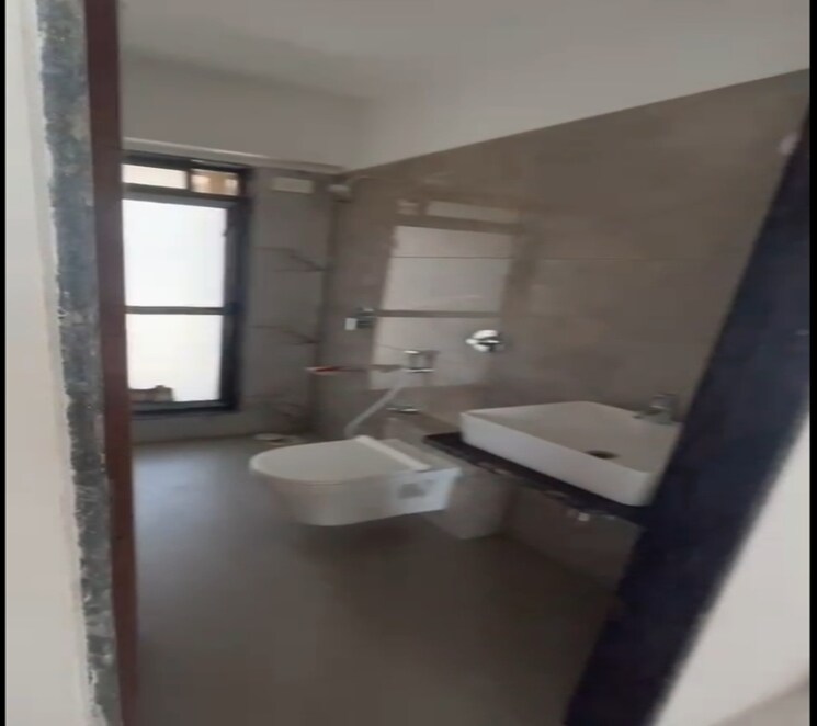 Bathroom, borivali east 2 Bedroom 1008 Sq.Ft. Apartment In Borivali East Mumbai 9058451