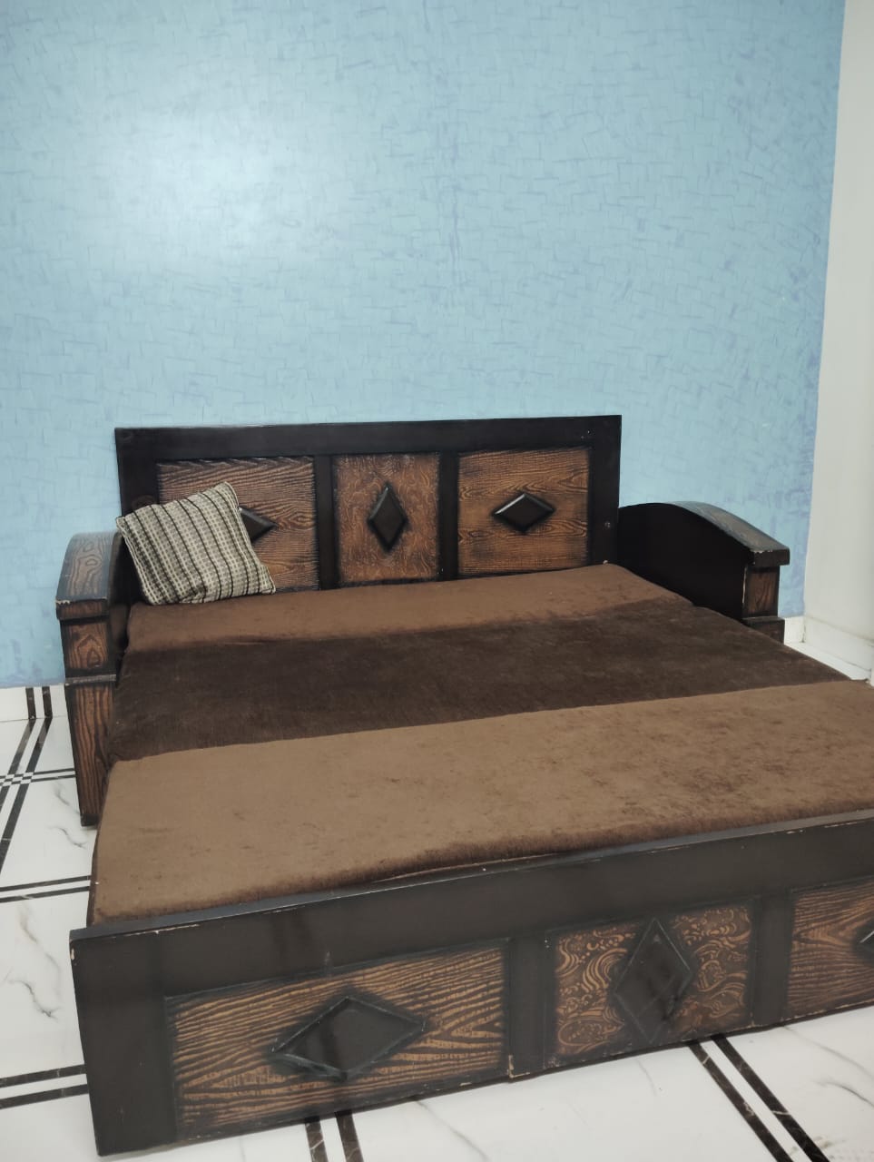 2 BHK + Pooja Room Independent House For Rent in Sector 45