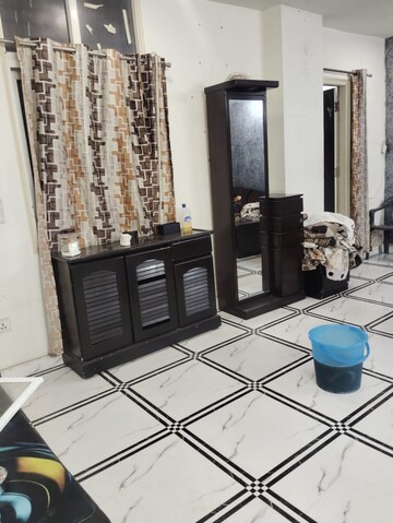 Room in 2 BHK Independent House at Sector 45 – for Rent