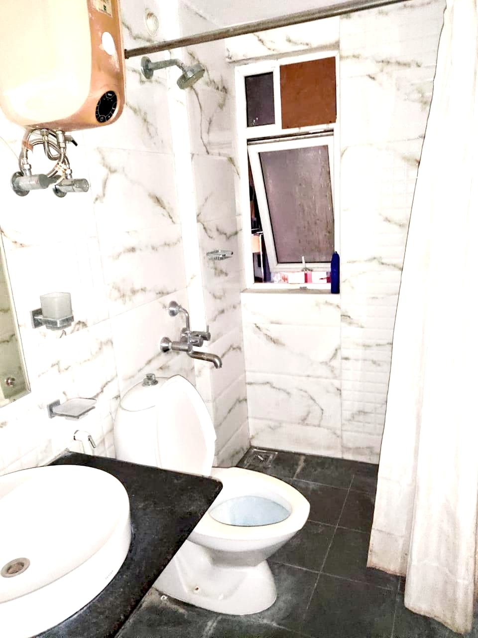 2 BHK Apartment For Rent in Majestic Residency