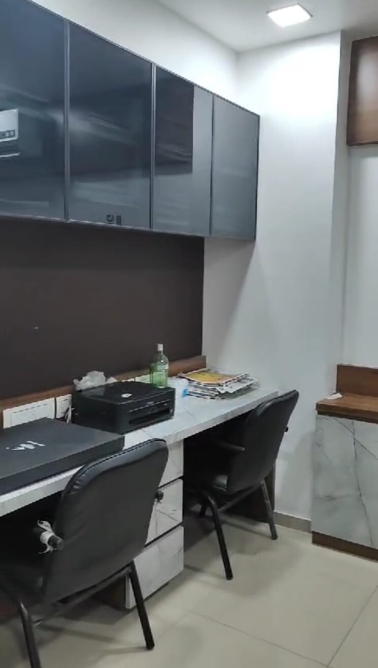 Team Area, swati-trinity Commercial Office Space 610 Sq.Ft. In Shela Ahmedabad 9058479