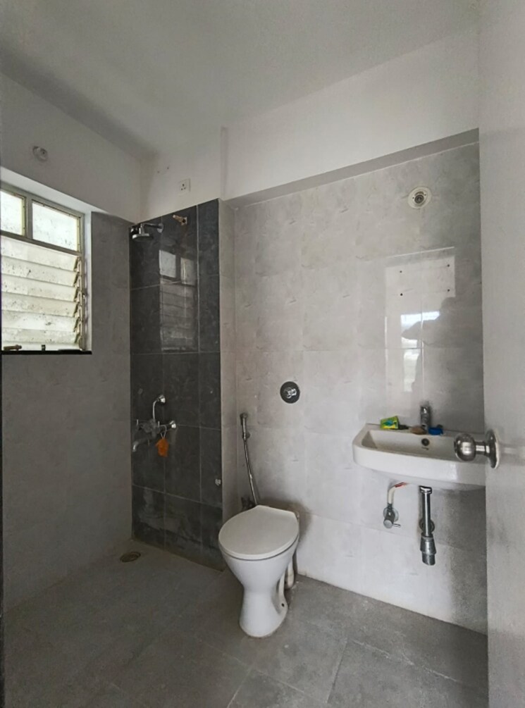 Bathroom, sus 3 Bedroom 1700 Sq.Ft. Penthouse In Sus Pune 9058490