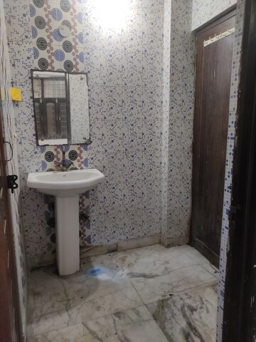 Bathroom in 2 BHK Independent House at Sector 47 – for Rent