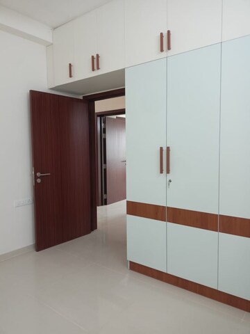 Room in 2 BHK Apartment at L&T Raintree Boulevard, Hebbal – for Rent