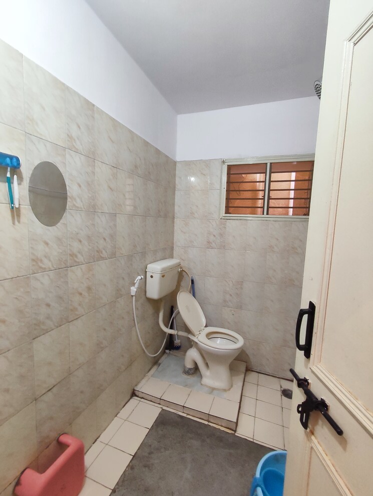 Bathroom, btm layout stage 2 2 Bedroom 1220 Sq.Ft. Builder Floor In Btm Layout Stage 2 Bangalore 9058547