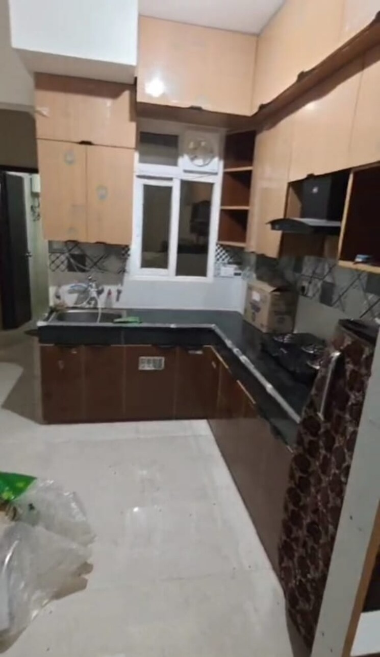 Kitchen, signature-the-serenas 2 Bedroom 724 Sq.Ft. Apartment In Sohna Sector 36 Gurgaon 9058529