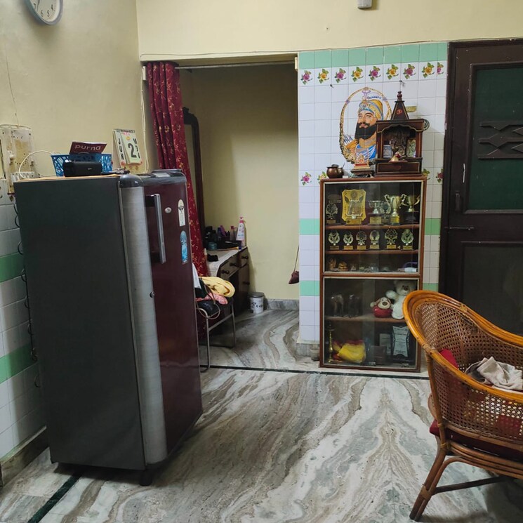 Living Room, shalimar bagh 2.5 Bedroom 1000 Sq.Ft. Independent House In Shalimar Bagh Delhi 9058533