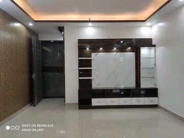 Room in 3 BHK Builder Floor at Sector 1 Greater Noida – for Sale