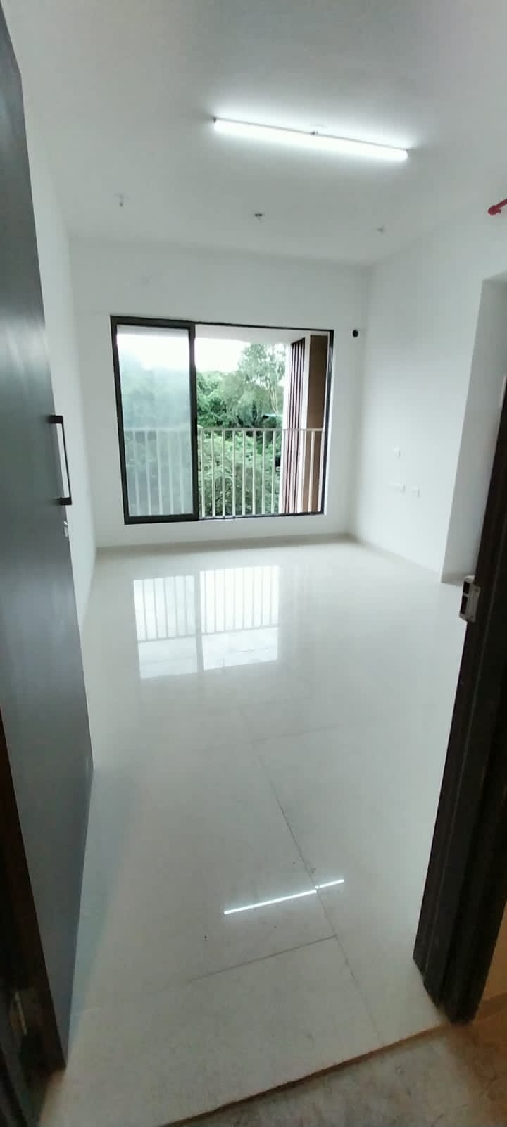 2 BHK + Extra Room Apartment For Rent in Modispaces Valley View