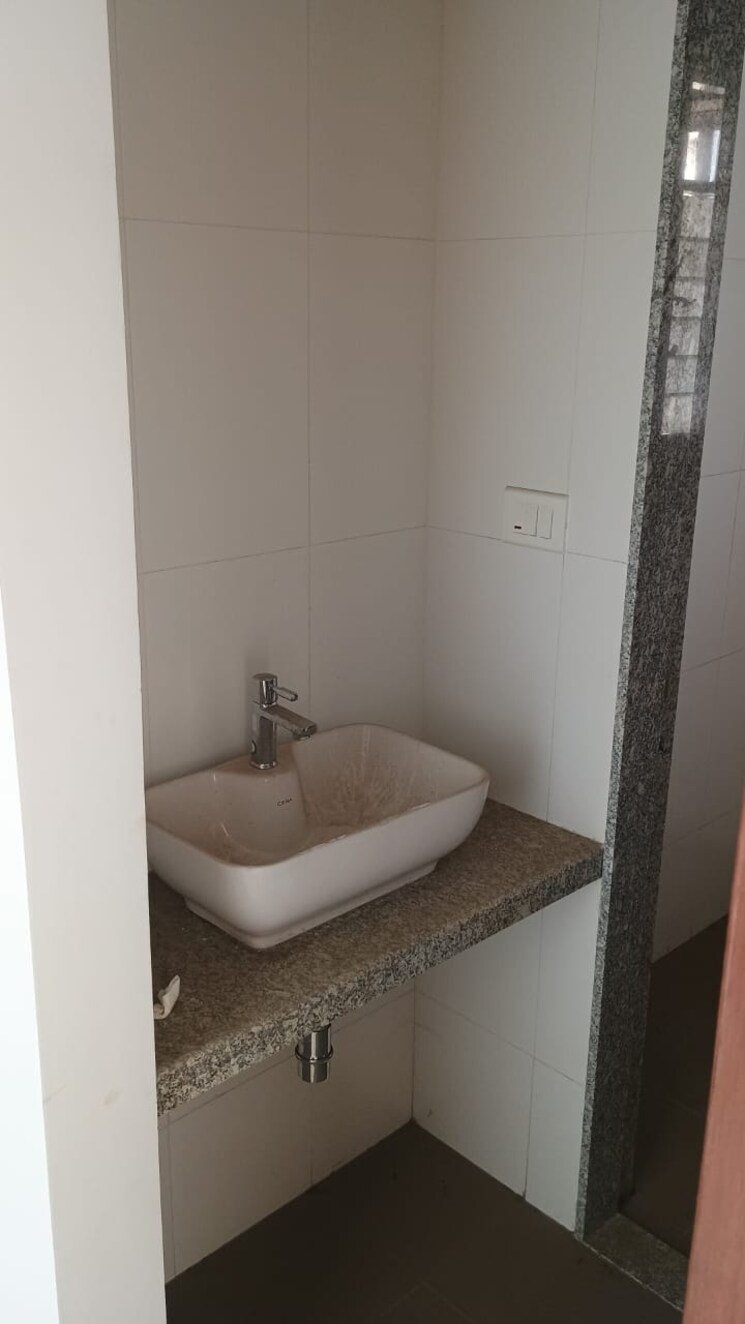 Bathroom, godrej-city 1 Bedroom 483 Sq.Ft. Apartment In Poyanje Navi Mumbai 9058596