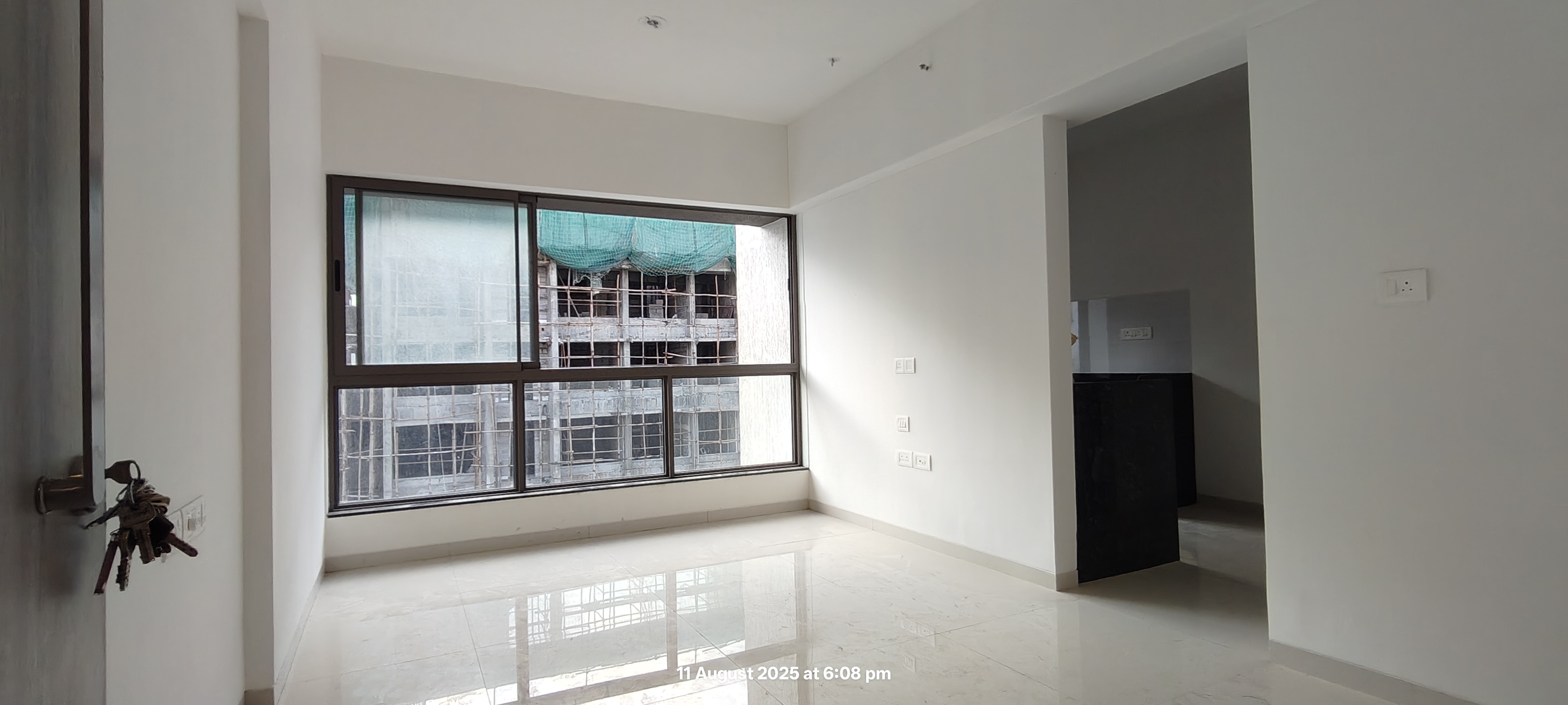 1 BHK 425 Sq.Ft. Apartment in Rustomjee Bella Phase 1