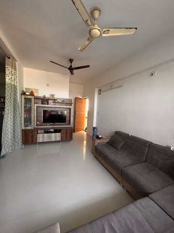Living Room in 2 BHK Apartment at Chandkheda – for Rent