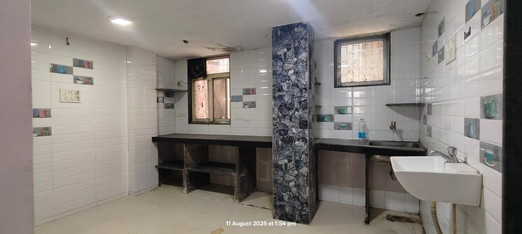 Kitchen, airoli sector 4 3 Bedroom 1500 Sq.Ft. Penthouse In Airoli Sector 4 Navi Mumbai 9058638