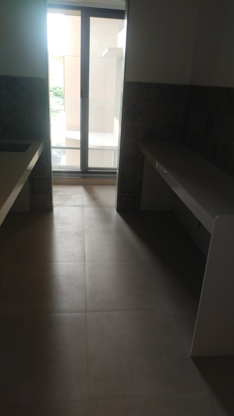 Kitchen, lake-primrose 3 Bedroom 1500 Sq.Ft. Apartment In Powai Mumbai 9058649