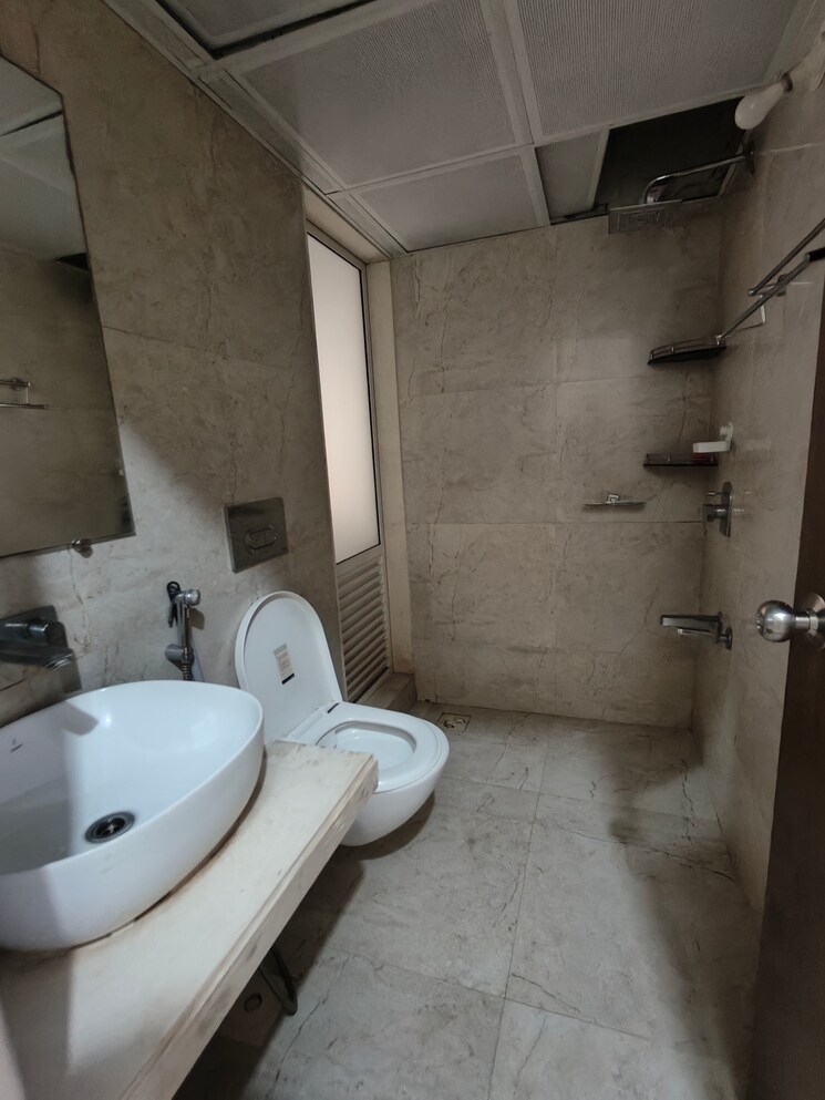 Bathroom, indiabulls-one-indiabulls 2 Bedroom 806 Sq.Ft. Apartment In Pokhran Road No Two Thane 9058644