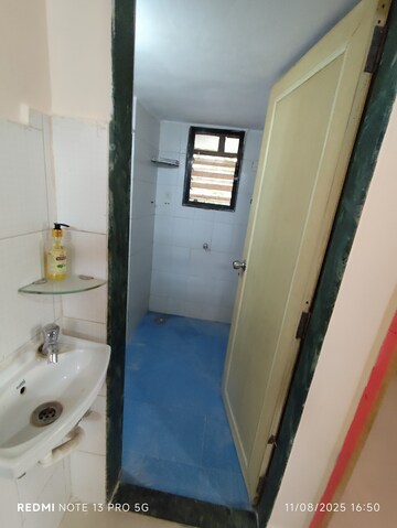 Master Bedroom in 1 RK Apartment at Hill View CHS Haware City, Haware City – for Rent