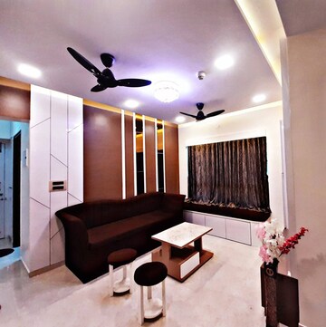 Living Room in 2.5 BHK Apartment at Thane West – for Rent