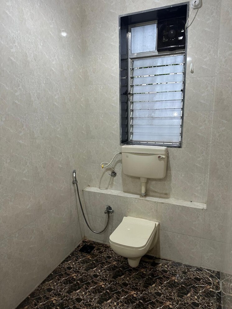 Bathroom, worli sea face Pg For Boys In Worli Sea Face 9058680