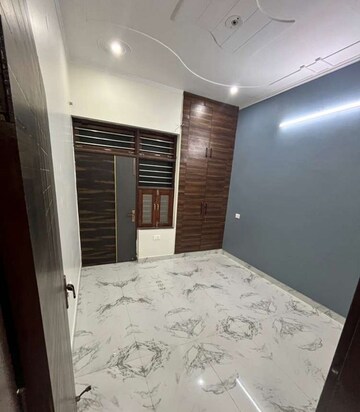 Bedroom in 2.5 BHK Independent House at Sector 21d – for Rent