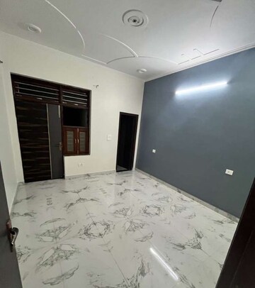 Room in 2.5 BHK Independent House at Sector 21d – for Rent