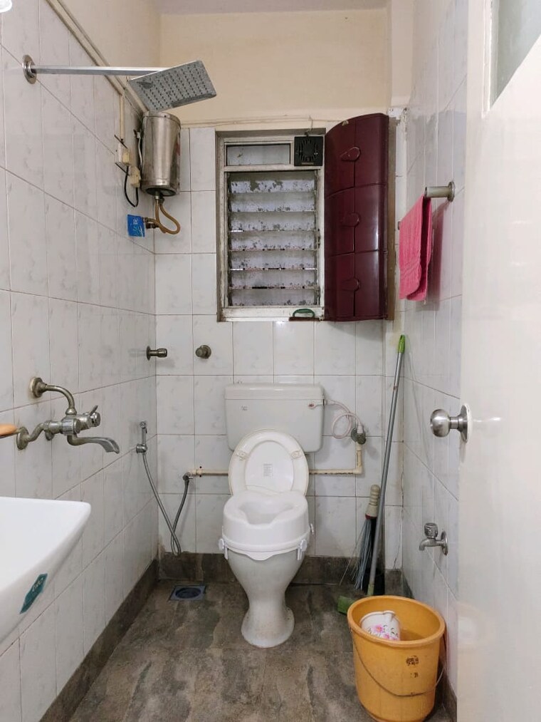 Bathroom, nandkutir-chs 4 Bedroom 1450 Sq.Ft. Apartment In Kopar Khairane Navi Mumbai 9058695