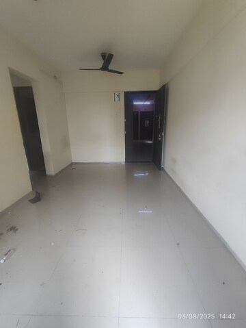 Room in 2 BHK Apartment at Rustomjee Avenue L1, Virar West – for Rent