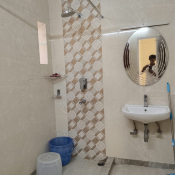 Bathroom in 2 BHK Builder Floor at Saket – for Rent