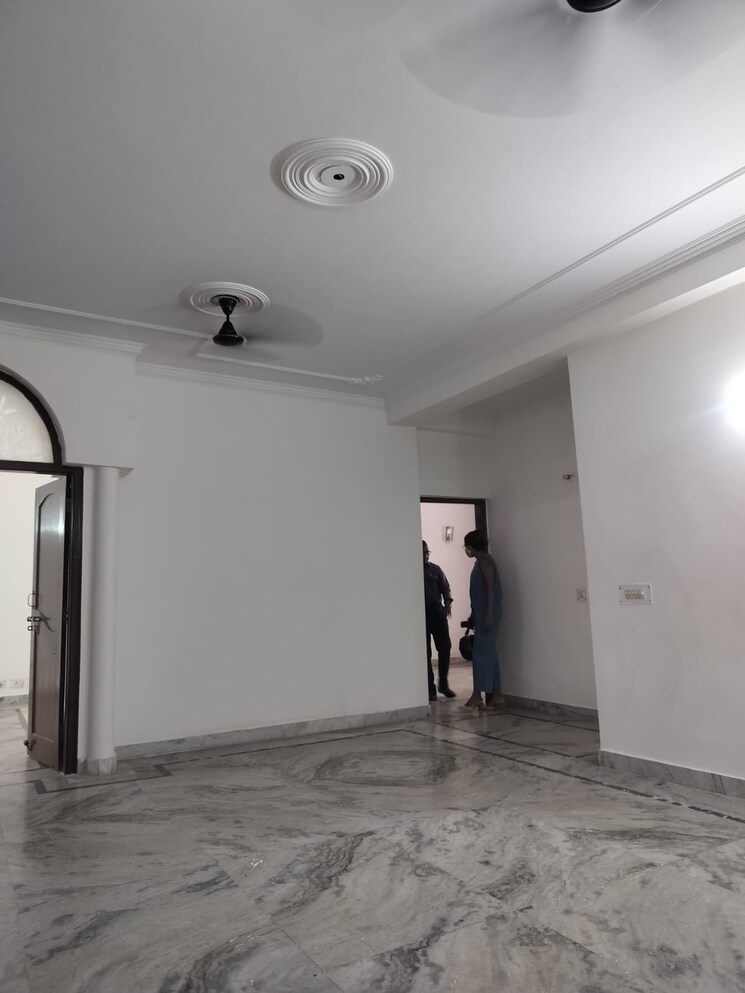 Room, rwa-apartments-sector-47 3 Bedroom 2600 Sq.Ft. Independent House In Sector 47 Noida 9058734