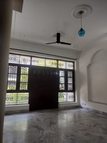 Living Room in 3 BHK Independent House at RWA Apartments Sector 47, Sector 47 – for Rent