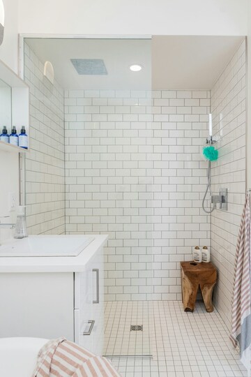 Bathroom in 3 BHK Apartment at Sobha Aurum, Sector 36 Greater Noida – for Sale