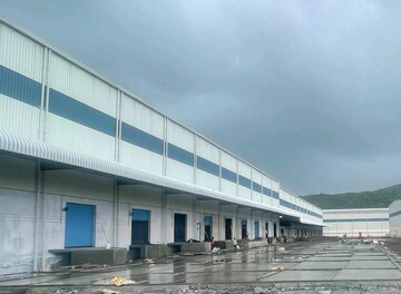  Warehouse For Rent in Tatisilwai