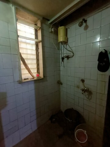 Bathroom in 1 BHK Apartment at Lalani Valentine Apartment, Malad East – for Rent
