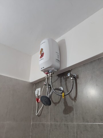 Furnished Amenities in 3 BHK Apartment at Mantra Insignia, Mundhwa – for Rent
