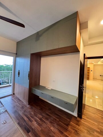 3 BHK Apartment For Rent in L&T Raintree Boulevard, Hebbal