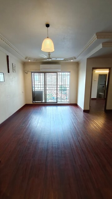 Room in 3 BHK Apartment at Andheri West – for Rent