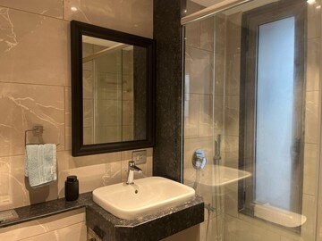 Bathroom in 4 BHK Apartment at Rustomjee Crown, Prabhadevi – for Rent