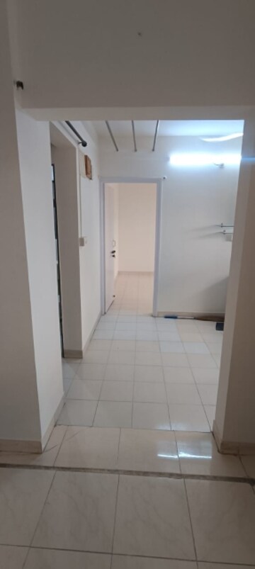  1 BHK Apartment at MIG Colony Gokhalenagar, Gokhalenagar – for Rent